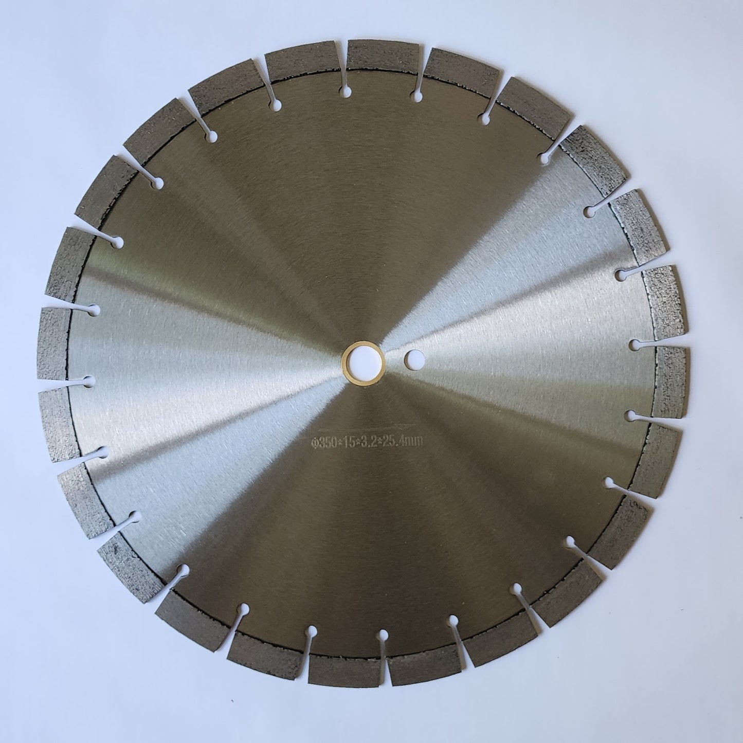 Diamond Cutting Blade: 16” 15mm Segments – Brick & Hard Material (Wet/Dry)